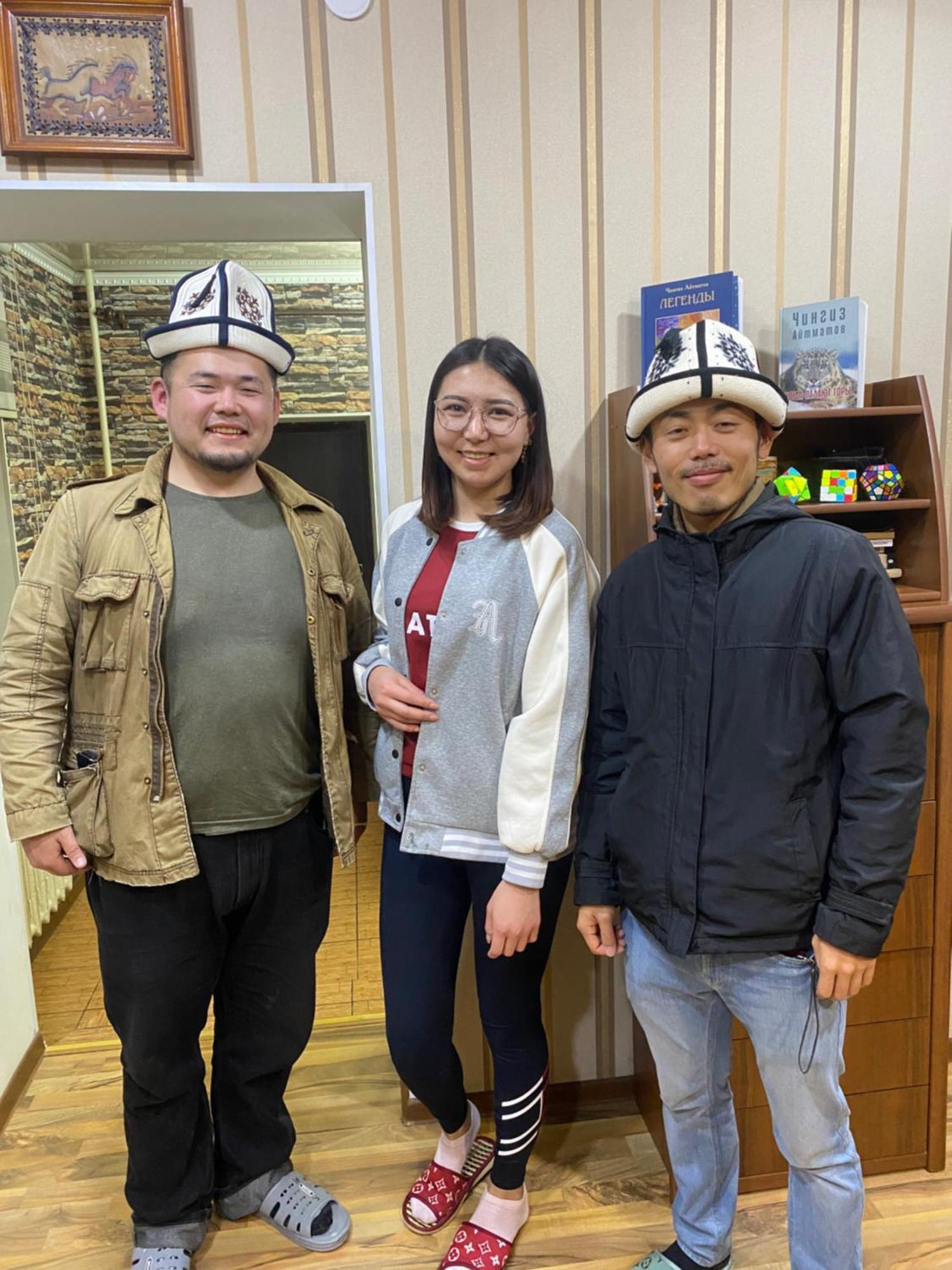 Hostel 4U 比什凯克 外观 照片